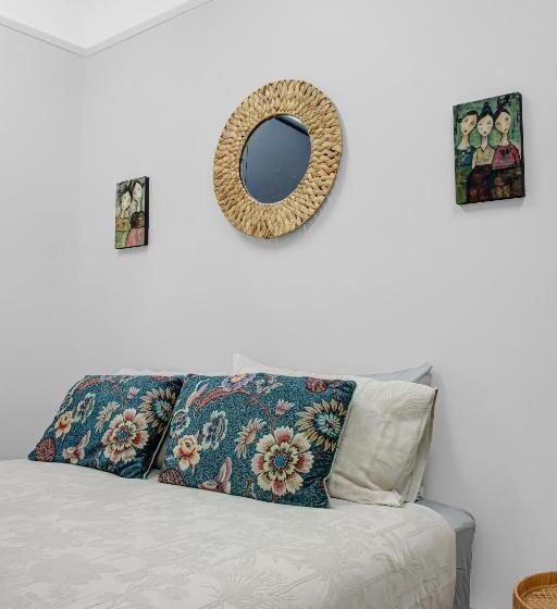 Общежитие Thomson Rest