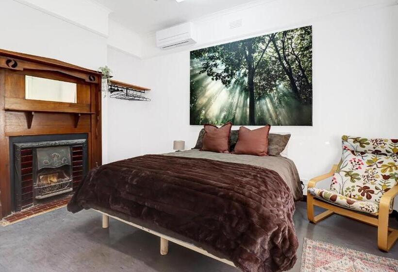 Общежитие Thomson Rest