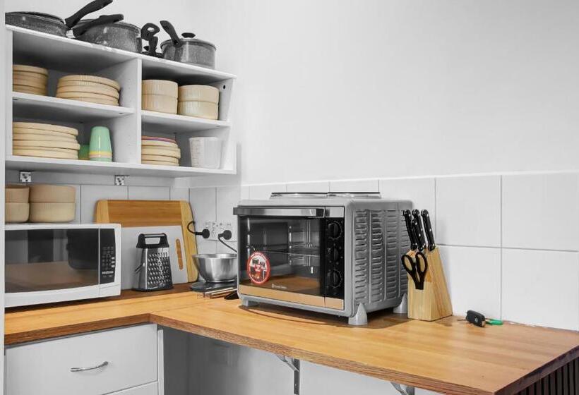 Общежитие Thomson Rest