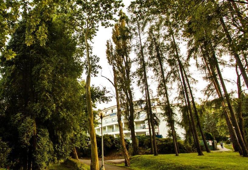 Aamiaismajoitus (B&B) Lázeňský Dům Praha