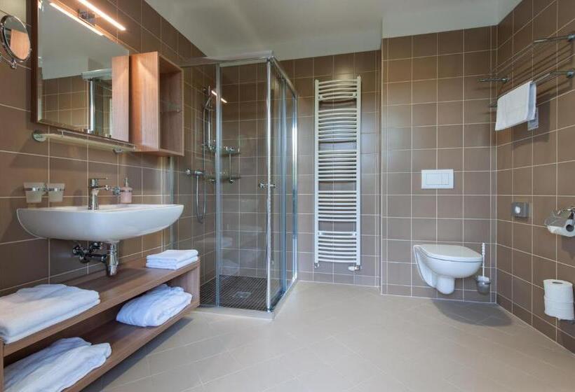 Aamiaismajoitus (B&B) Lázeňský Dům Praha