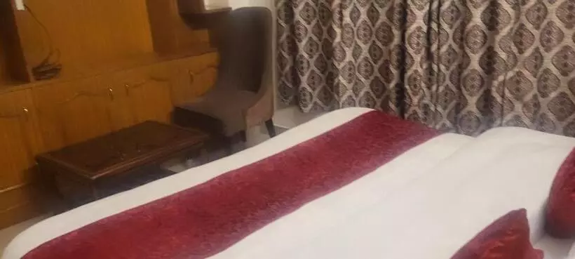 ベッドアンドブレックファースト The Aston Hills   A Luxury Stay , Shimla