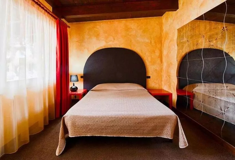 ベッドアンドブレックファースト Torrimpietra Guest House