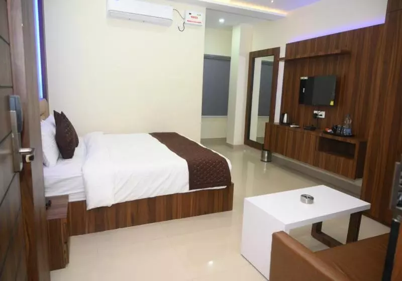 Hotel Atithi Regency