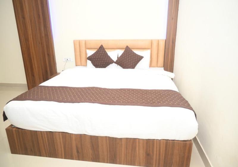 هتل Atithi Regency