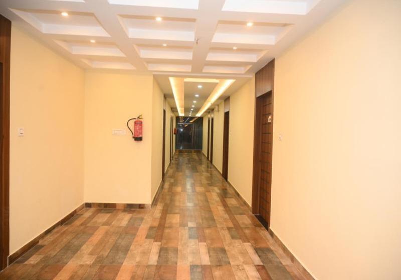 هتل Atithi Regency