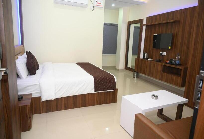 هتل Atithi Regency