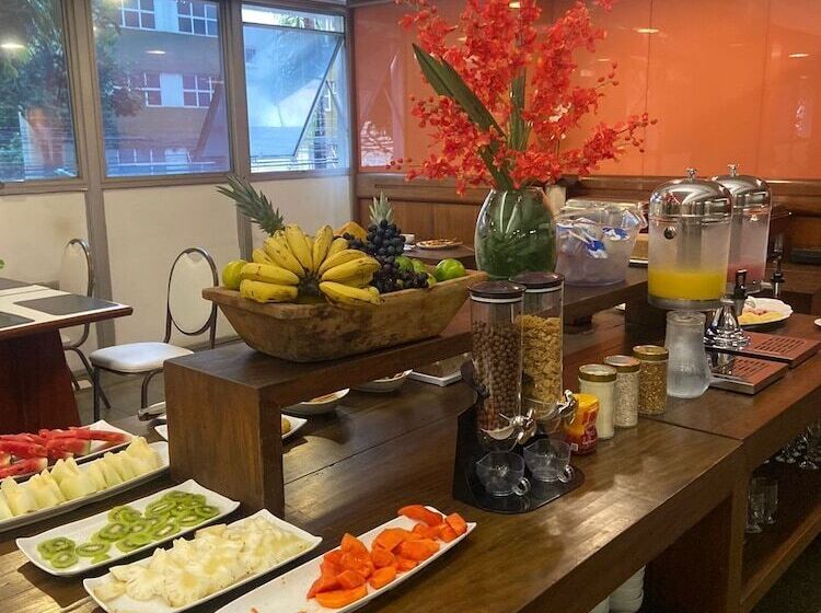 호텔 Oscar Gold Savassi