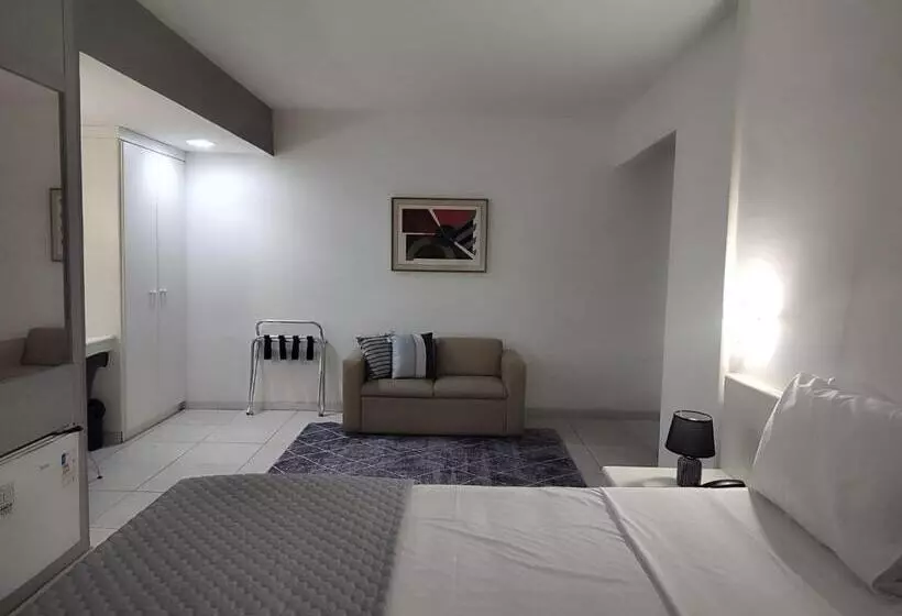 Hotelli Oscar Gold Savassi