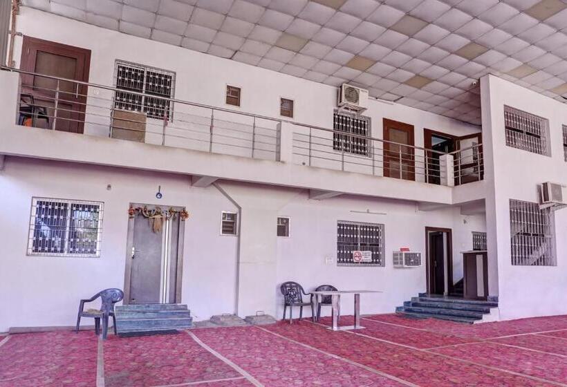 هتل Sanskar Garden