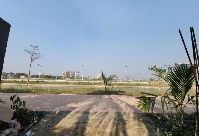 پانسیون Aaira Manjil1