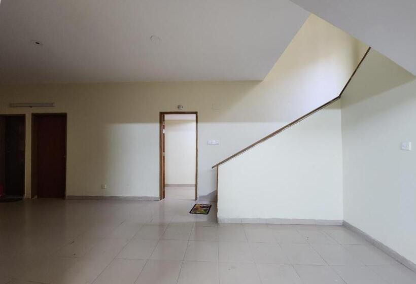 پانسیون Aaira Manjil1