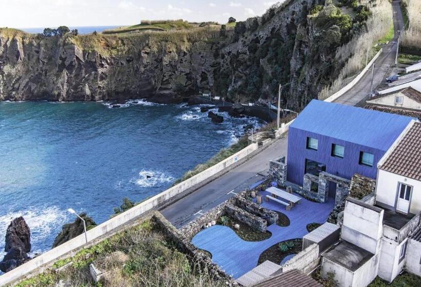 ペンション The Blue House Azores