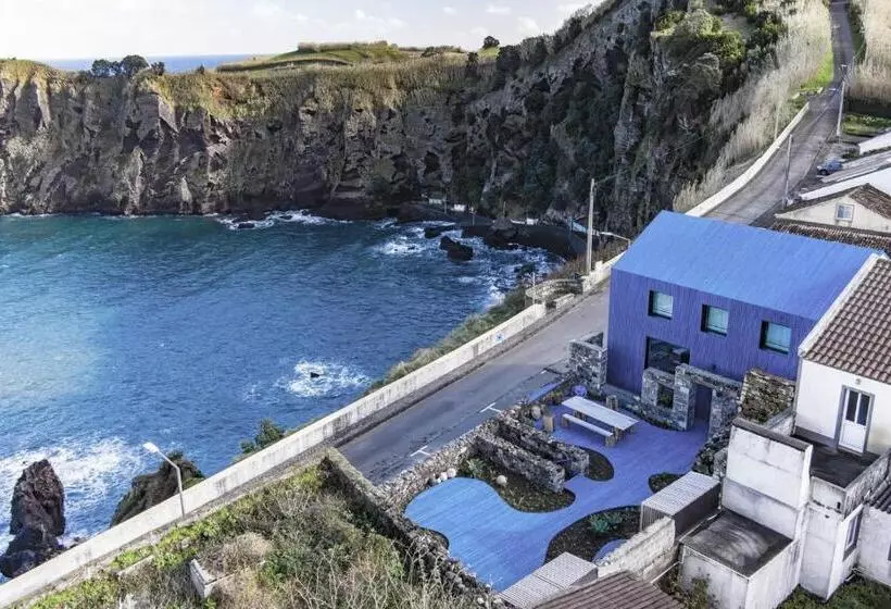 ペンション The Blue House Azores