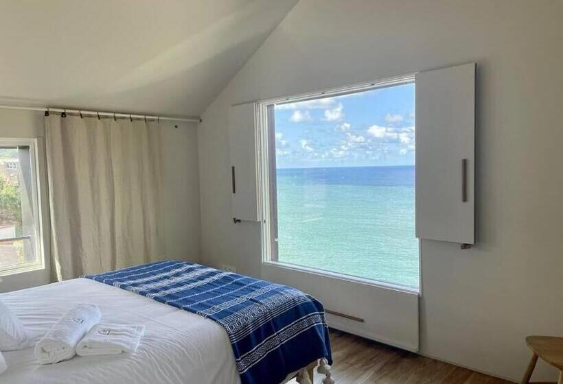 ペンション The Blue House Azores