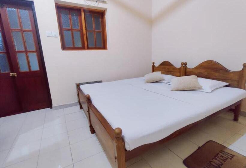 بنسيون Grand Colonial Viveka