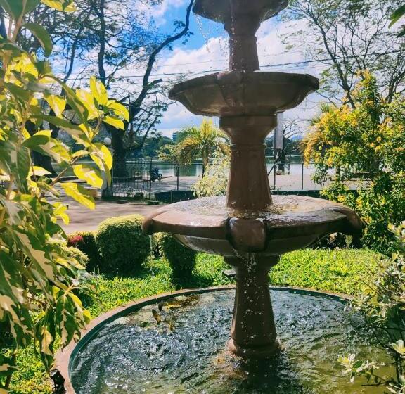 بنسيون Grand Colonial Viveka