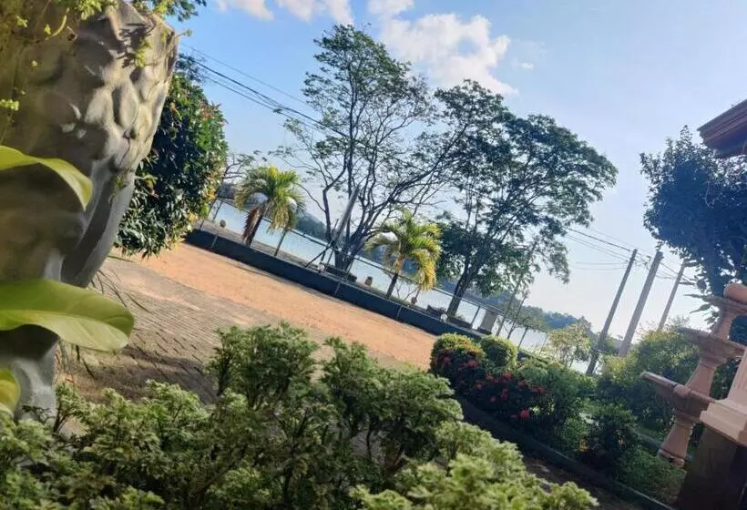 Majatalo Grand Colonial Viveka