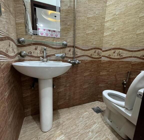 پانسیون Sky Lodge Guest House