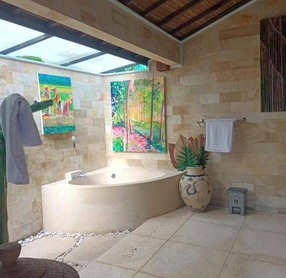 膳宿费 Villa Bella