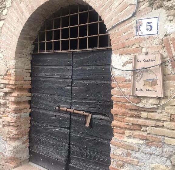 Общежитие Cantina Della Musica Per Eventi