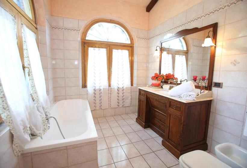 Nocleg ze śniadaniem Le Scuderie Di Vgb