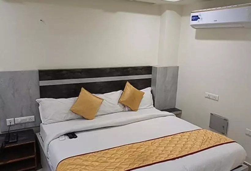 Fabhotel Ambika Elite