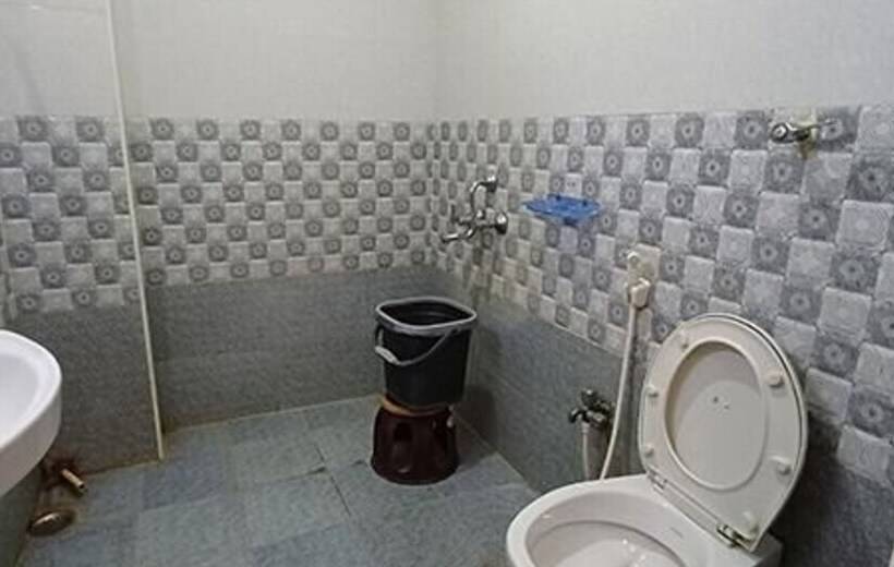 Fabhotel Ambika Elite