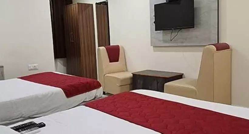 Fabhotel Ambika Elite