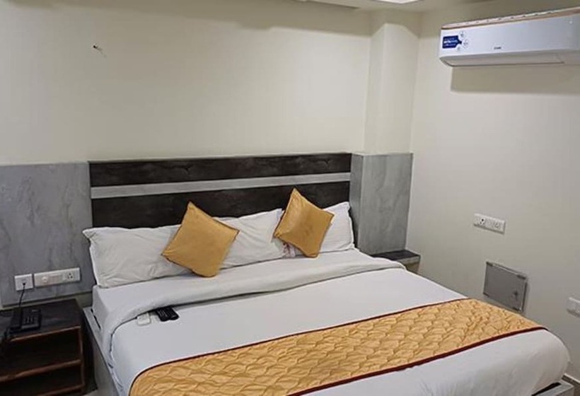 Fabhotel Ambika Elite