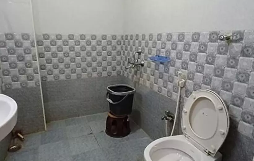 Fabhotel Ambika Elite