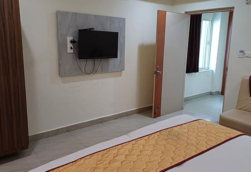 Fabhotel Ambika Elite