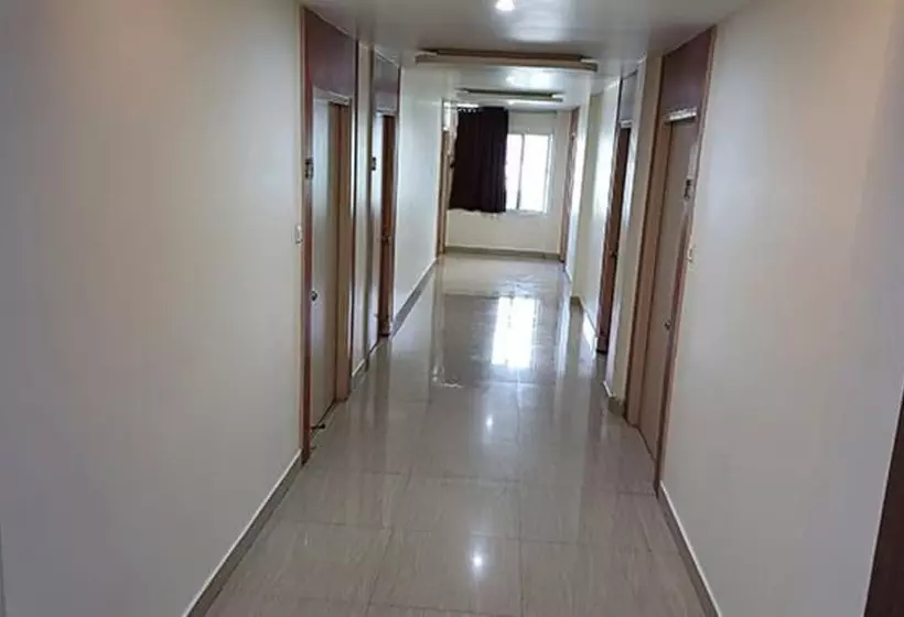 Fabhotel Ambika Elite