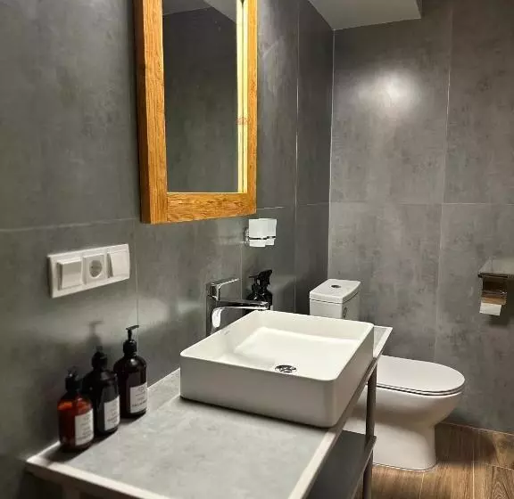 Herbs & Honey Boutique Hotel & Restaurant