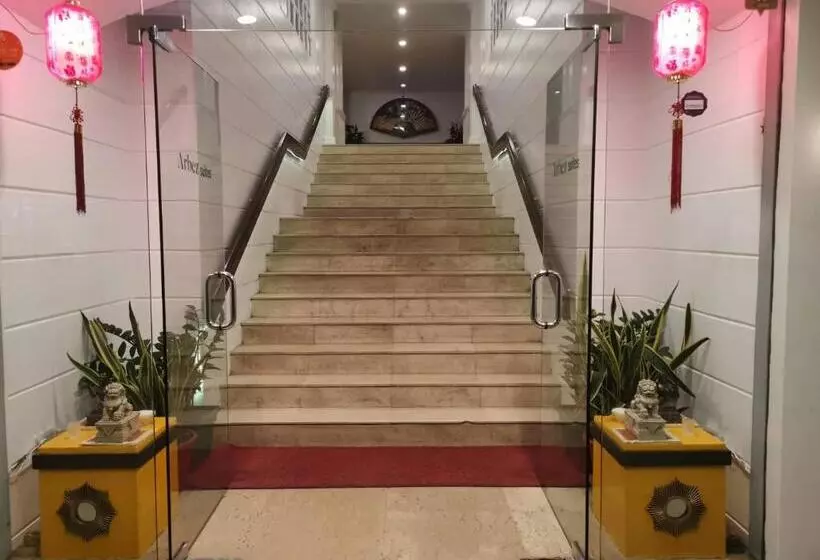 هتل Arbez Suites