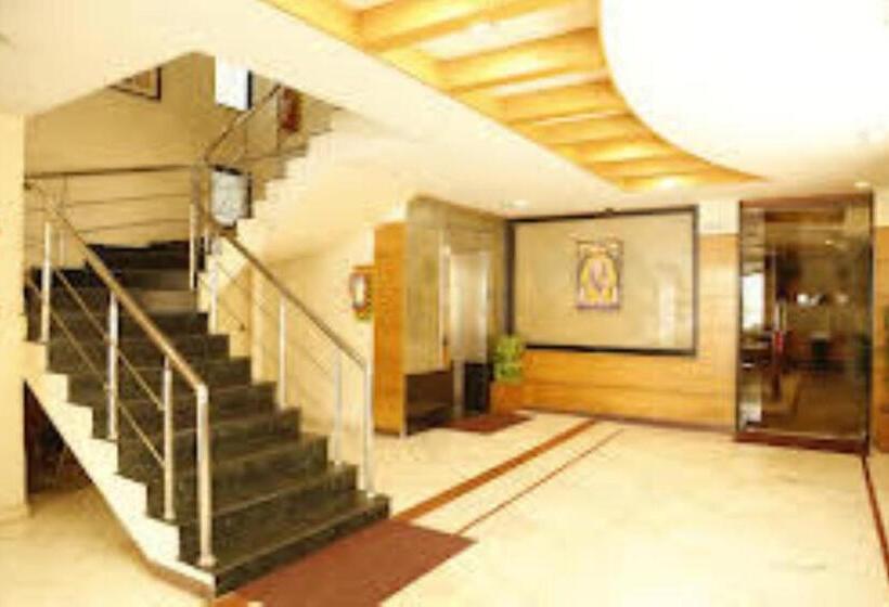 בית מלון כפרי Grand Plazza Coimbatore