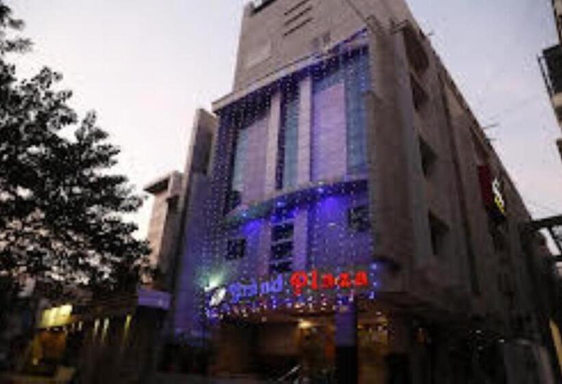 בית מלון כפרי Grand Plazza Coimbatore