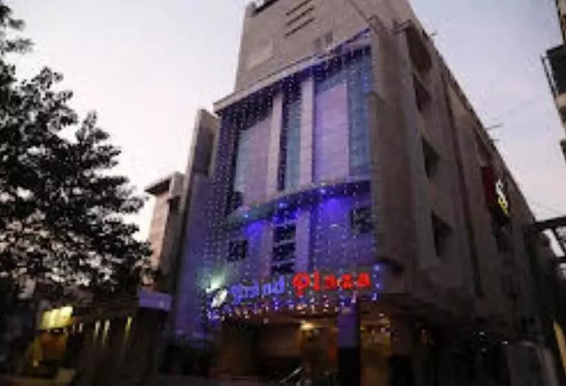 ホテル Grand Plazza Coimbatore