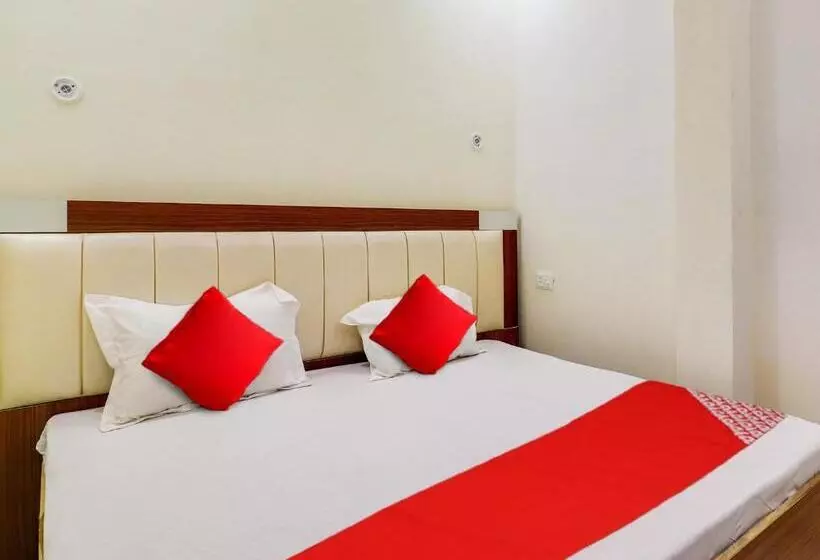 ホテル Heaven Inn Guest House & Restro