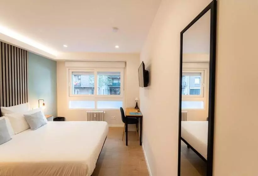 هتل I M Room Suites Nuevos Ministerios   Bernabeu Digital Access