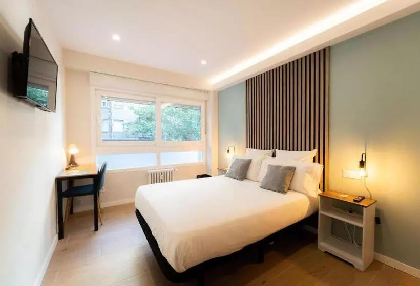 هتل I M Room Suites Nuevos Ministerios   Bernabeu Digital Access