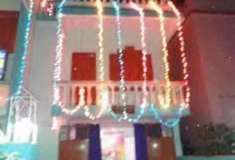 هتل Maa Tarini Guest House,bhubaneswar