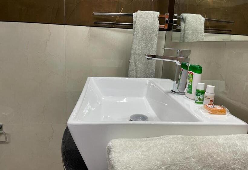 Отель Marigold , Pulga