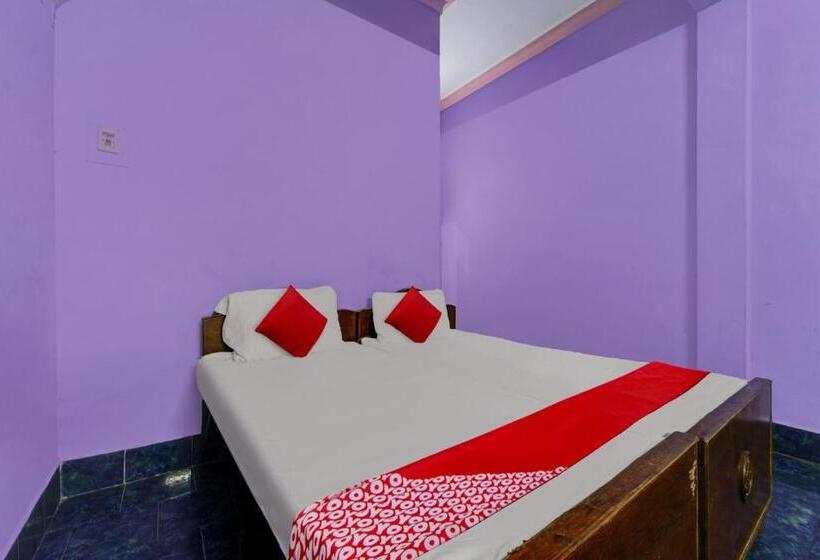 Hotel Oyo Sri Sivasakthi A/c Lodge