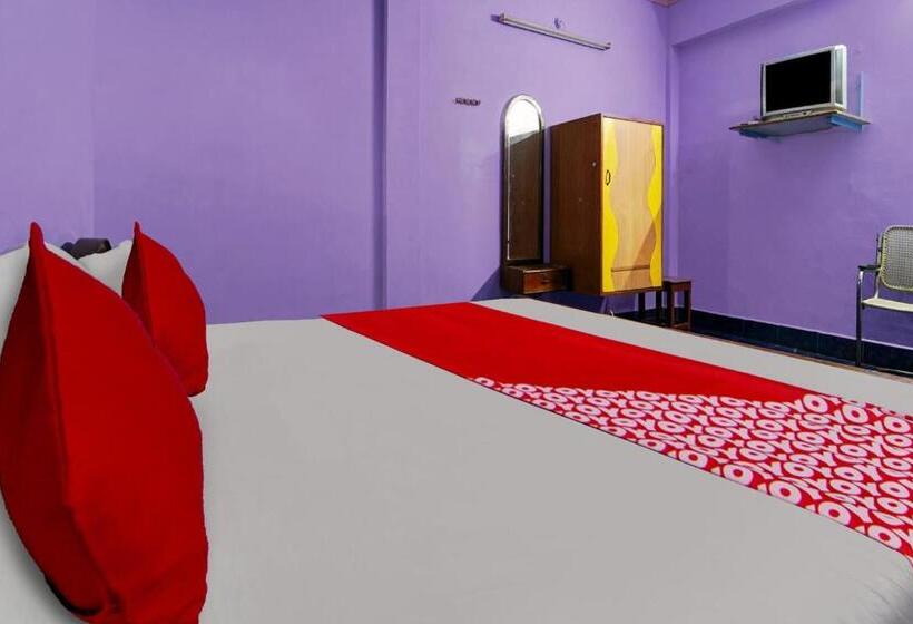 Hotel Oyo Sri Sivasakthi A/c Lodge