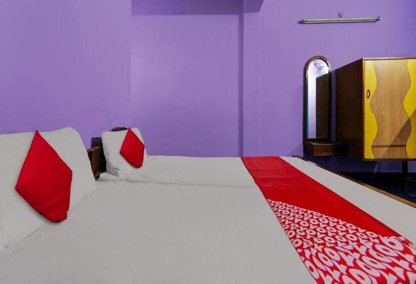 Hotel Oyo Sri Sivasakthi A/c Lodge