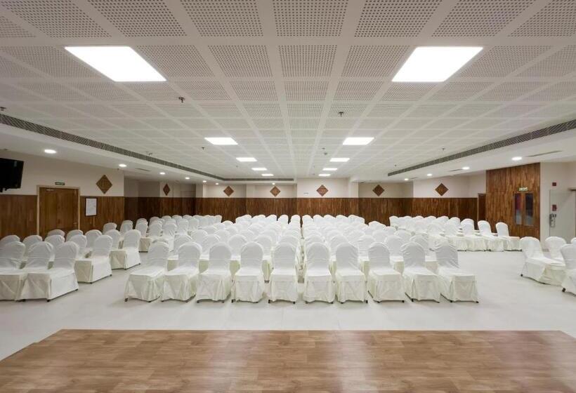 בית מלון כפרי The Habitat Suites