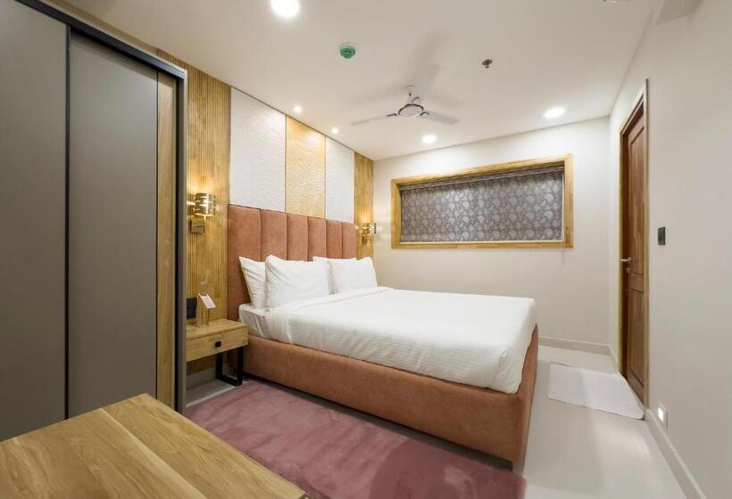 בית מלון כפרי The Habitat Suites