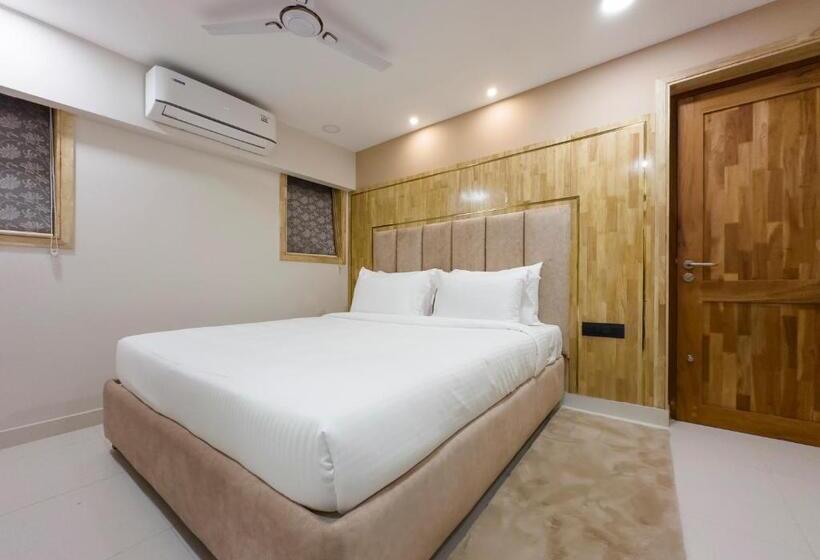 בית מלון כפרי The Habitat Suites