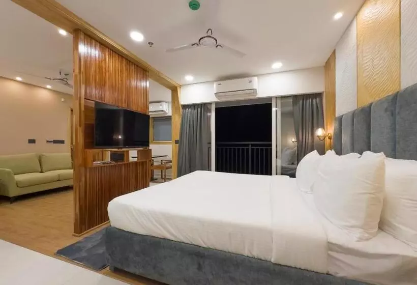 Hotelli The Habitat Suites